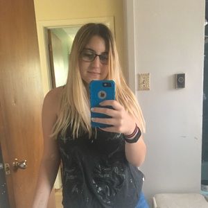 Meet your Posher, Julie